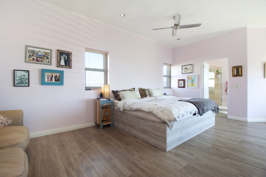 4 Bedroom Property for Sale in Belvedere Western Cape